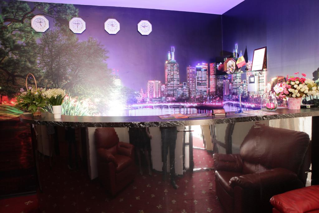 Imperial Hotel Chişinǎu Restaurant foto